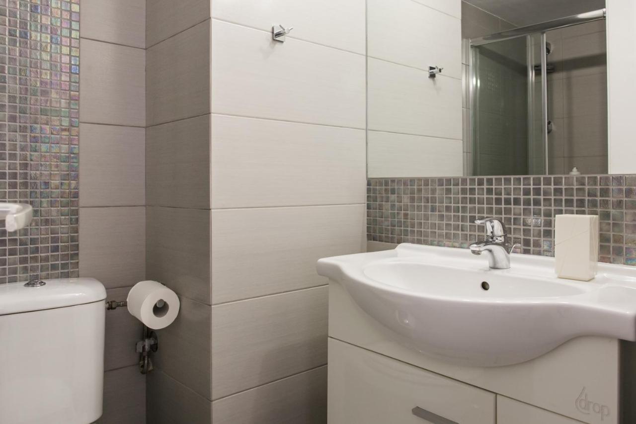 Central Apartment At Plaka 1 Bed For 2 Pers Athens Ngoại thất bức ảnh